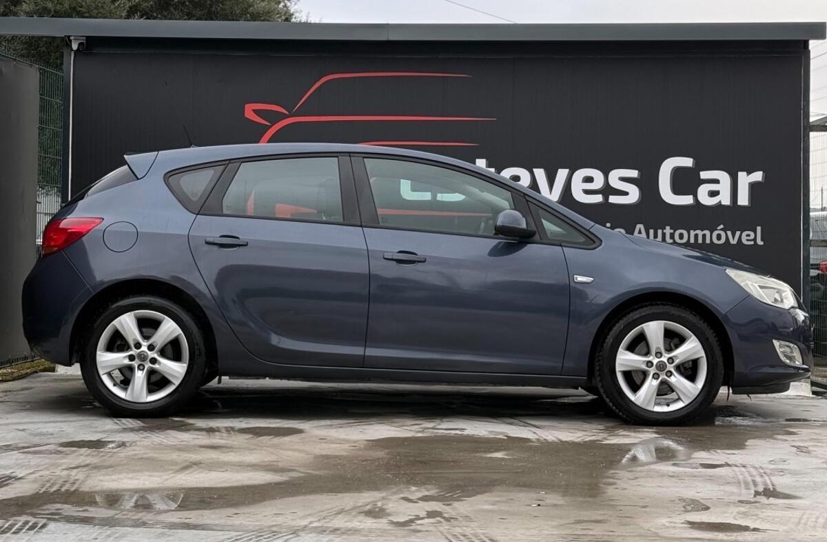 OPEL Astra Sport 1.7 CDTi