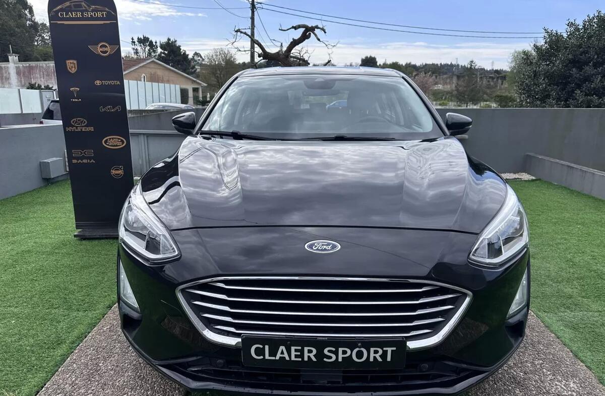 FORD Focus 1.0 EcoBoost Titanium