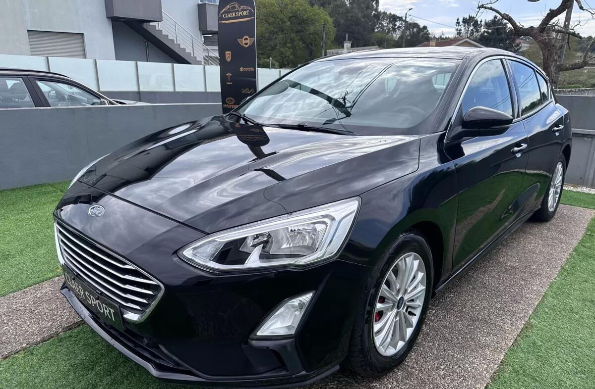 FORD Focus 1.0 EcoBoost Titanium