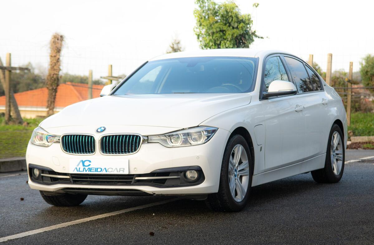 BMW Serie-3 330 e iPerformance Line Sport