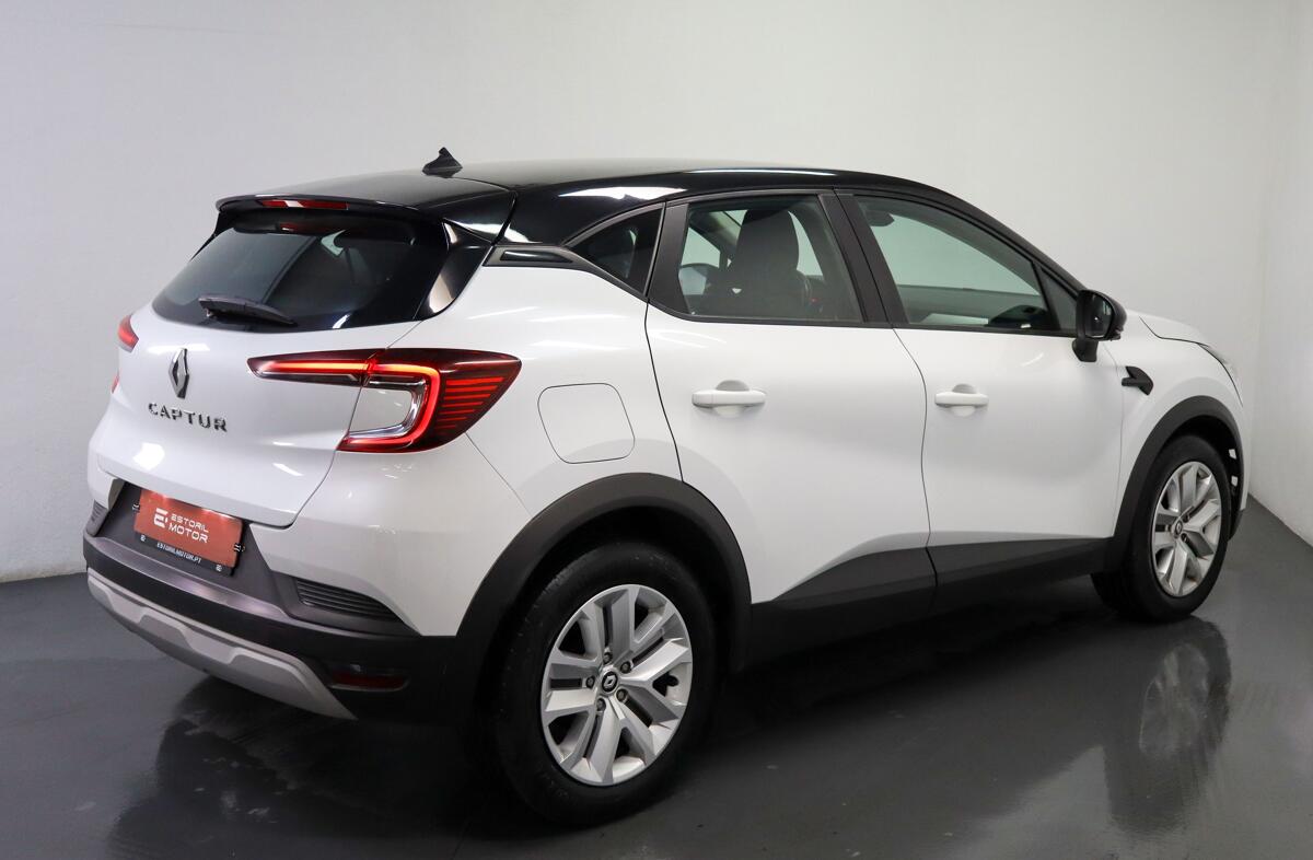 RENAULT Captur 1.0 TCe Equilibre