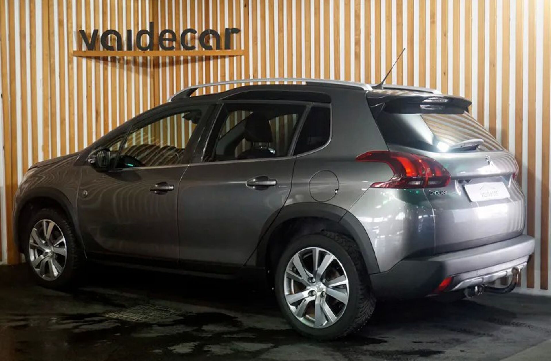 PEUGEOT 2008 1.2 PureTech Signature