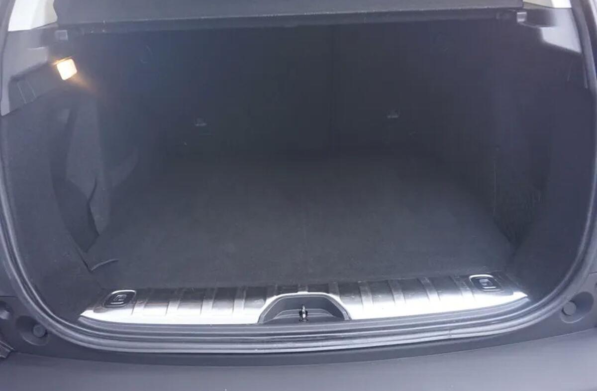 PEUGEOT 2008 1.2 PureTech Signature