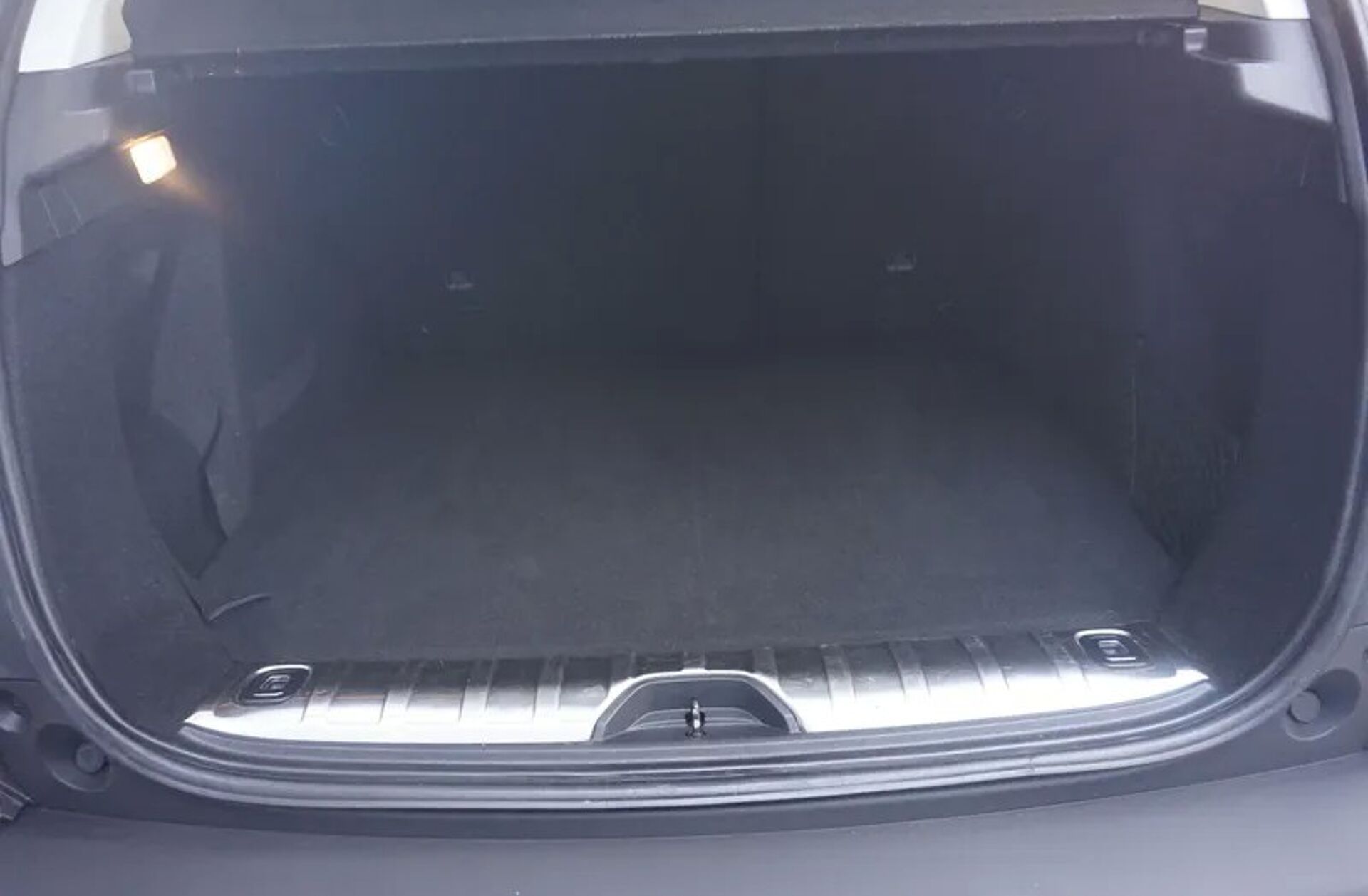 PEUGEOT 2008 1.2 PureTech Signature