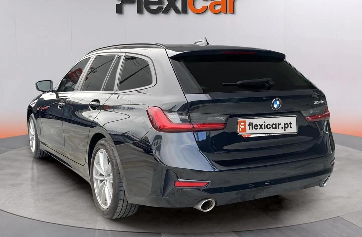 BMW Serie-3 330 e Touring Corporate Edition Auto
