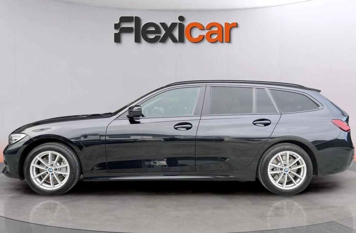 BMW Serie-3 330 e Touring Corporate Edition Auto