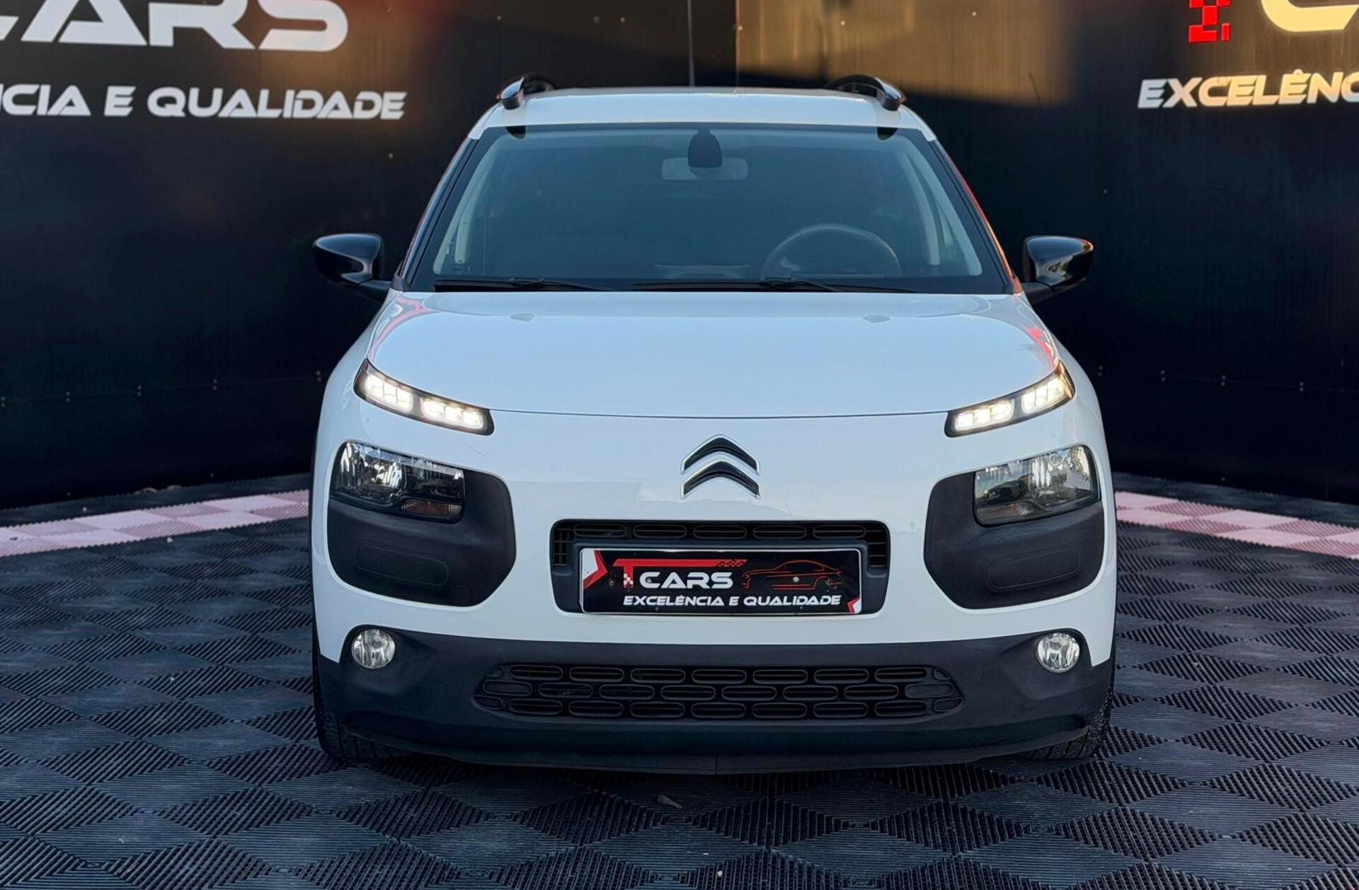CITROEN C4 Cactus 1.6 BlueHDi Shine
