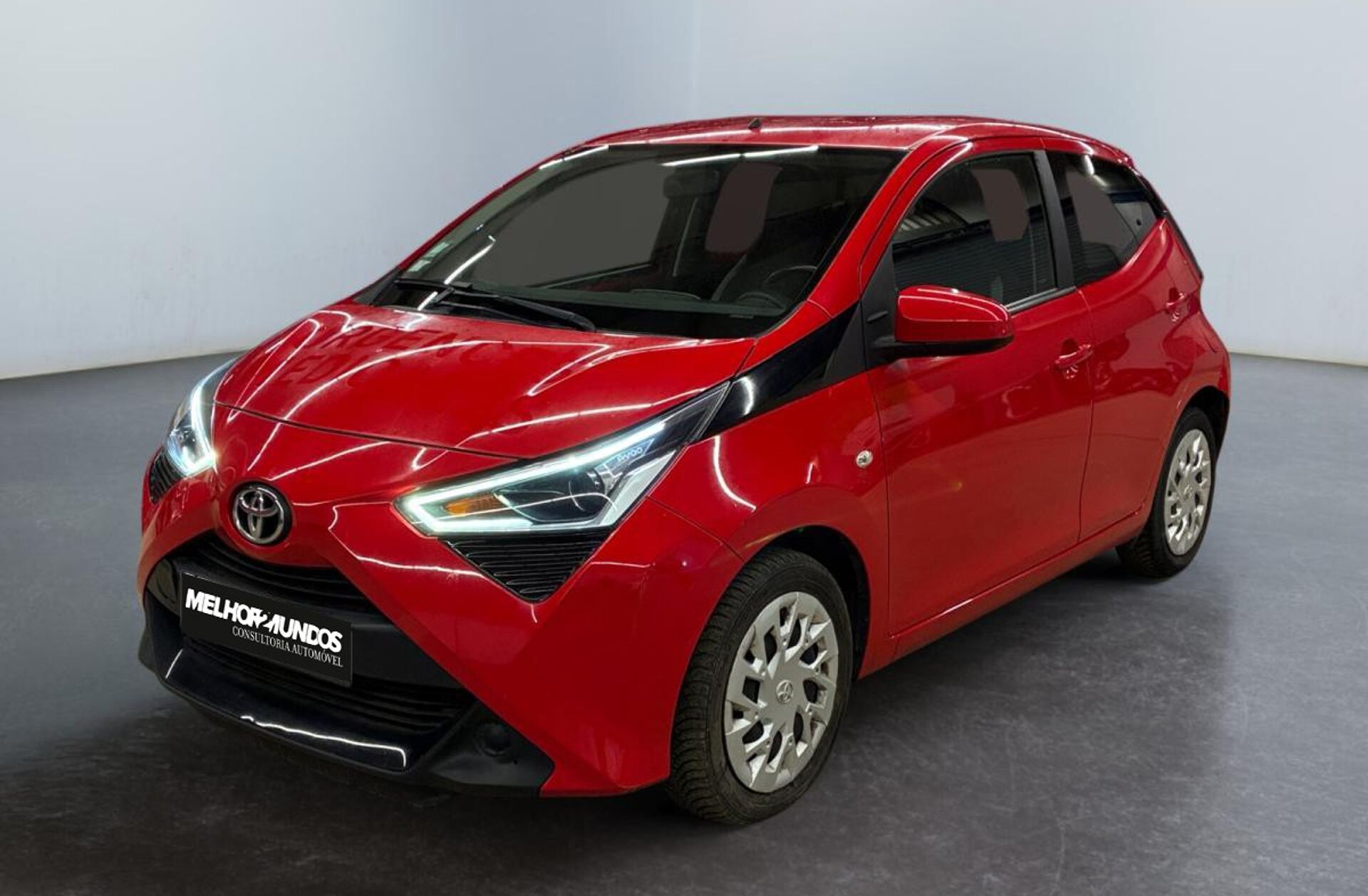 TOYOTA Aygo 1.0 X-Play