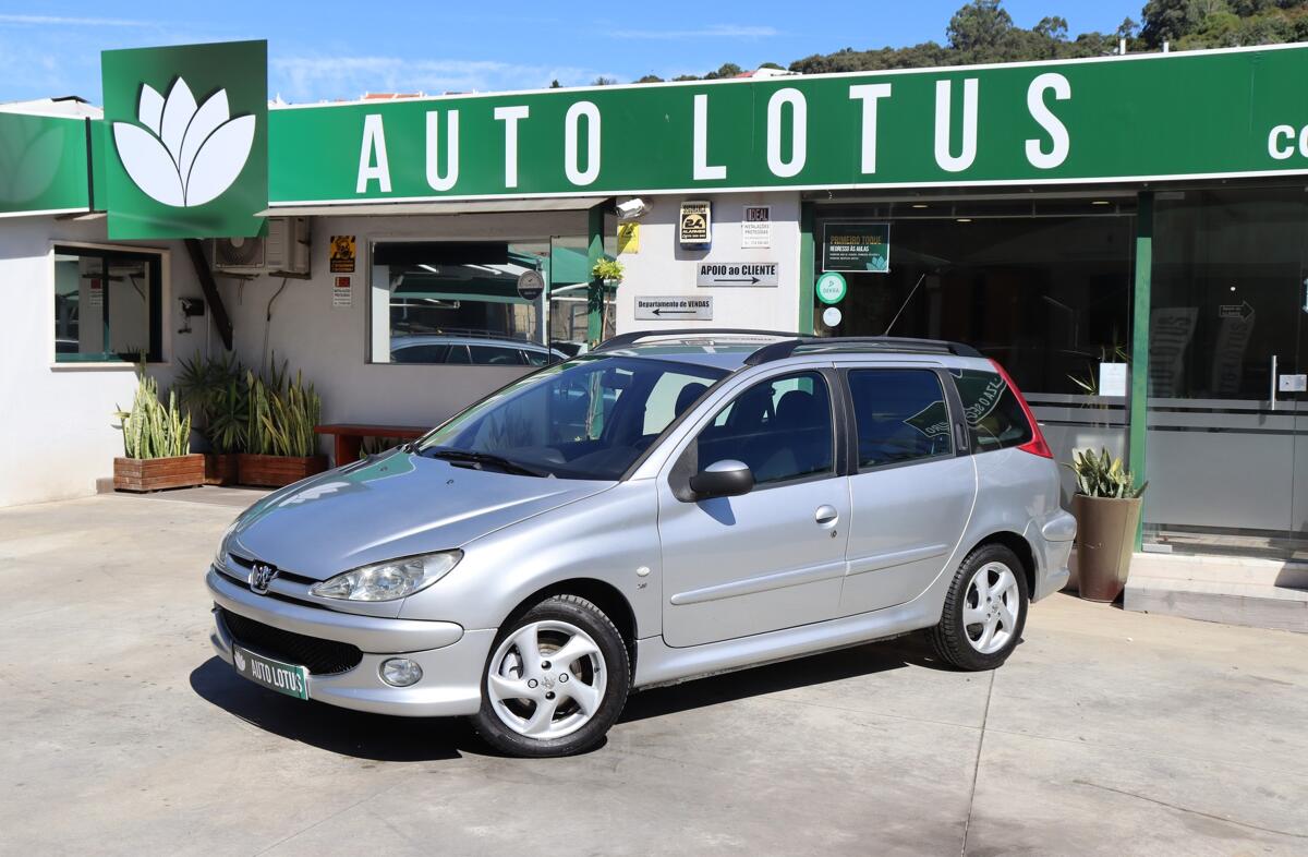 PEUGEOT 206 1.4 16V XT