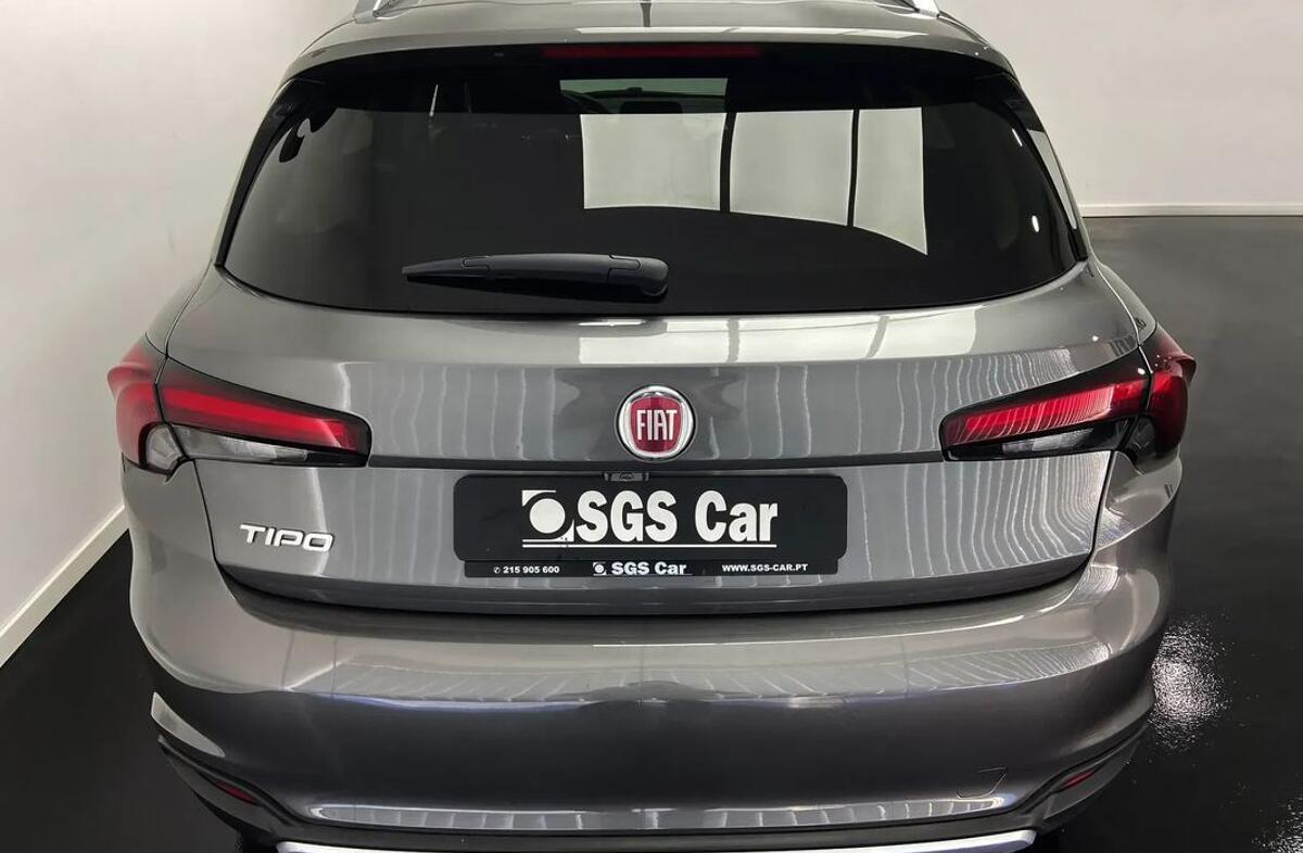 FIAT Tipo 1.0 GSE T3 (RED)