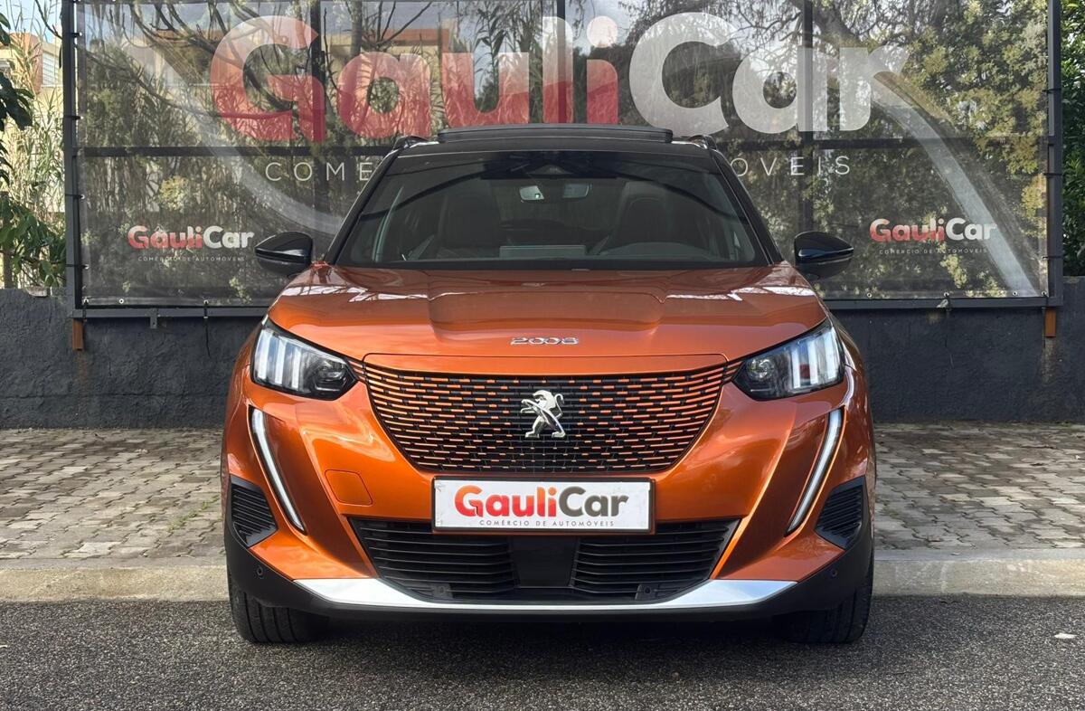 PEUGEOT 2008 e- 50 kWh GT