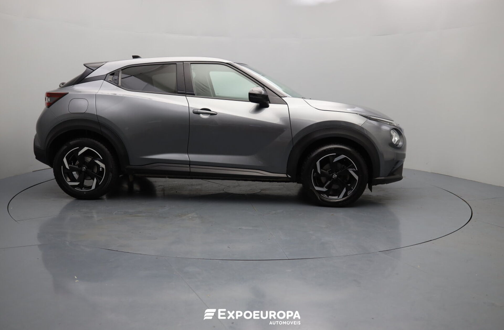 NISSAN Juke 1.0 DIG-T N-Connecta