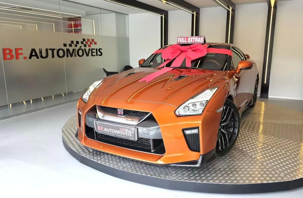 NISSAN GT-R 3.8 V6 Black Edition