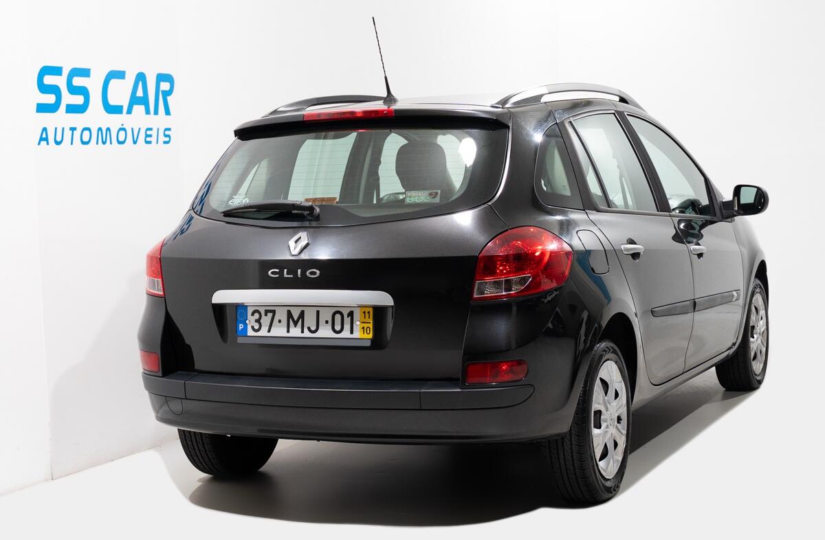 RENAULT Clio Break 1.2 16V Confort