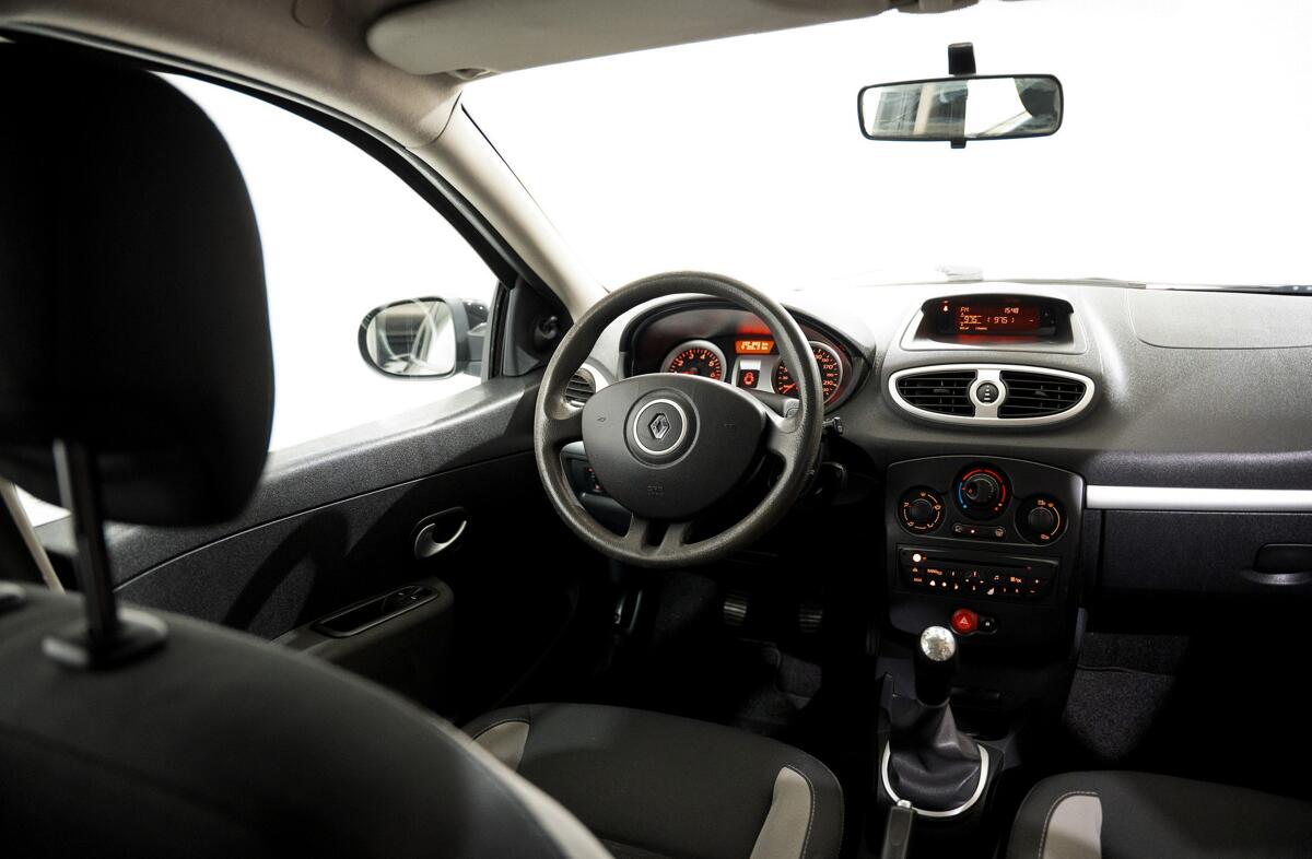 RENAULT Clio Break 1.2 16V Confort