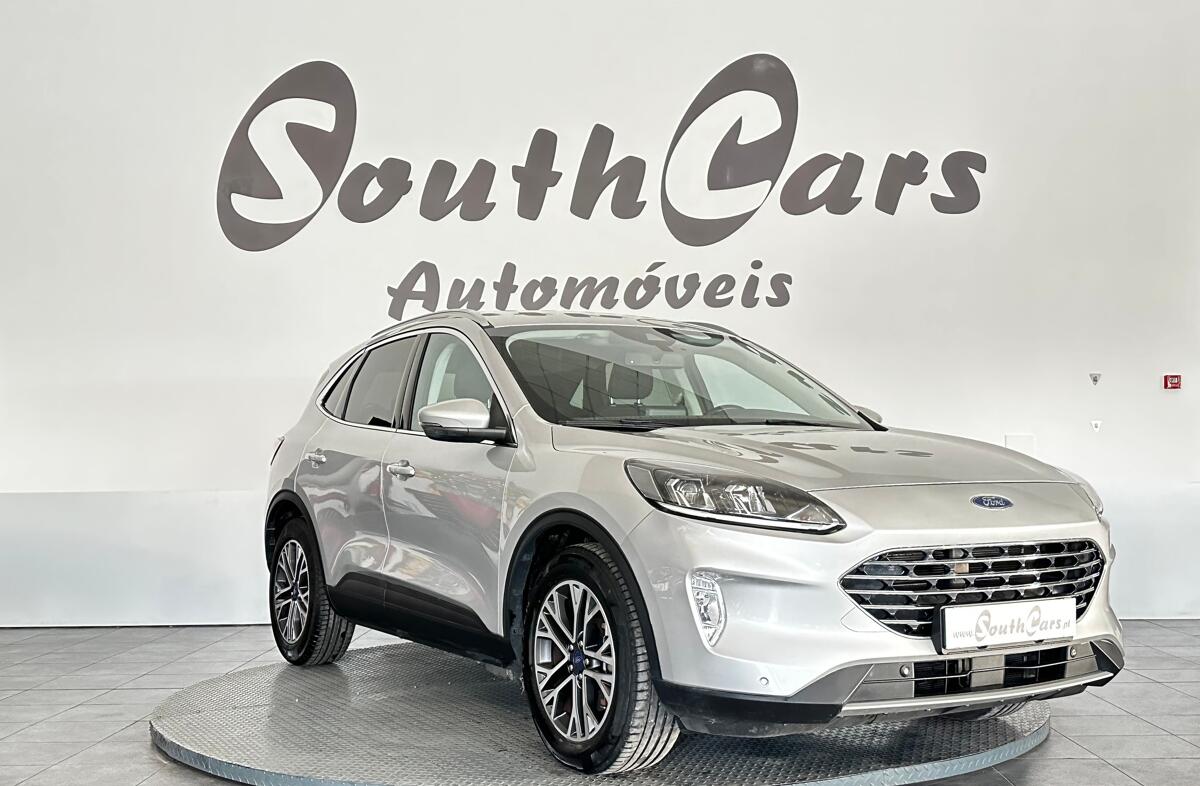 FORD Kuga 2.5 PHEV Titanium