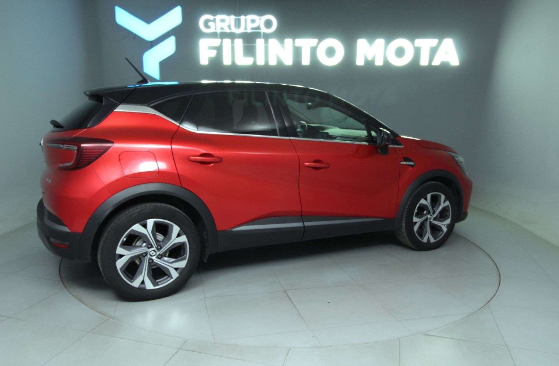 RENAULT Captur 1.0 TCe RS Line