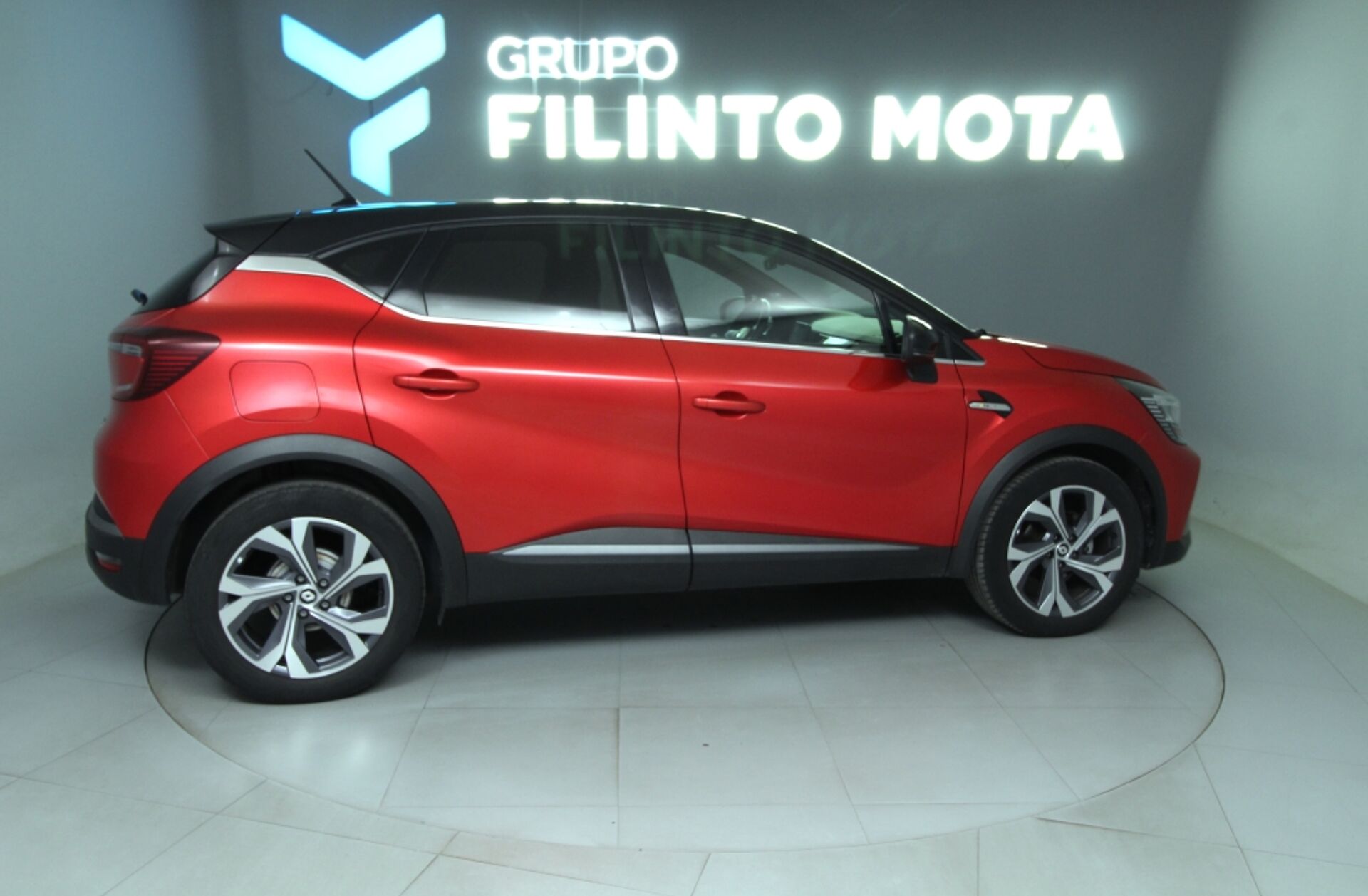 RENAULT Captur 1.0 TCe RS Line