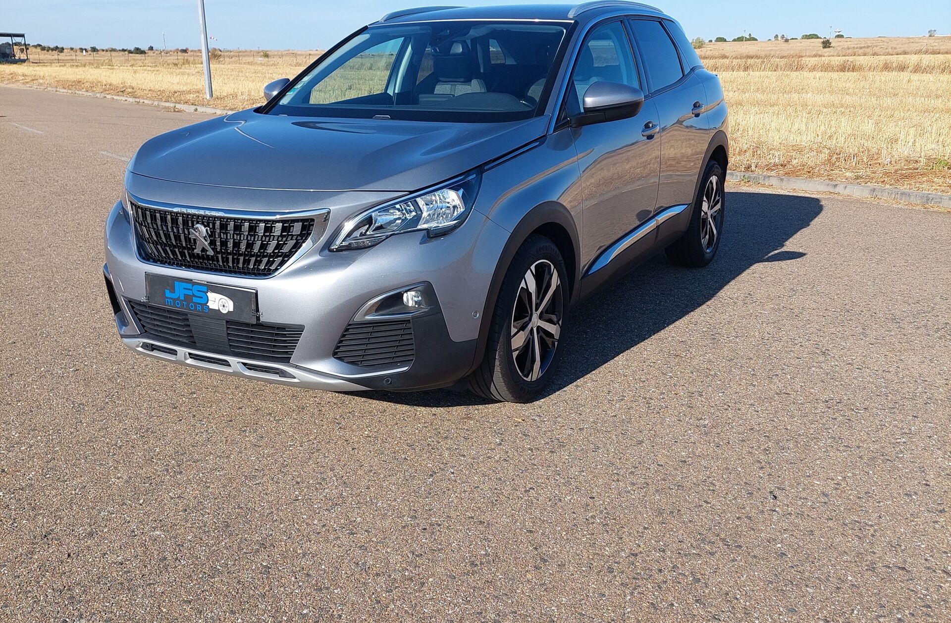 PEUGEOT 3008 1.2 PureTech Allure