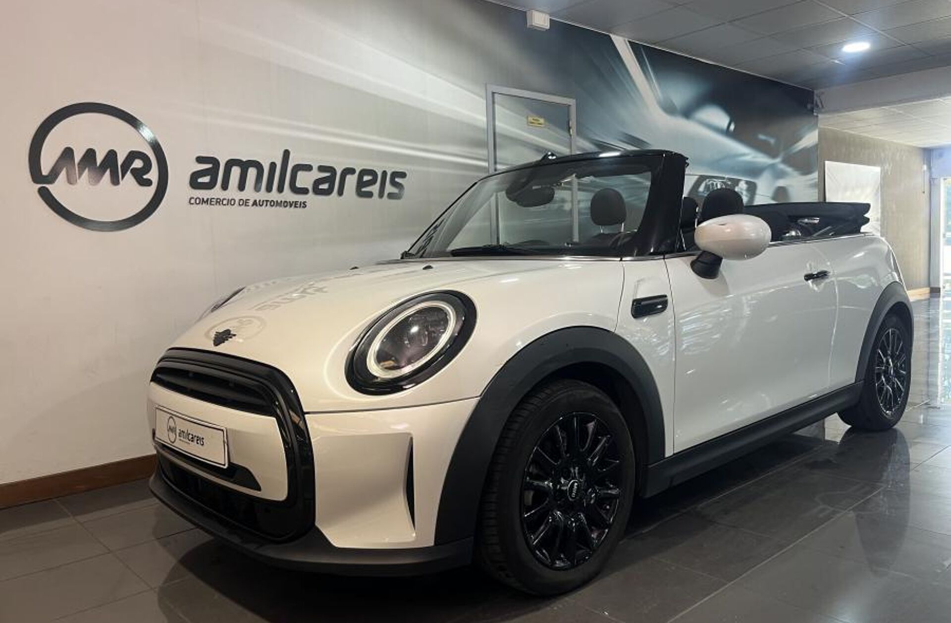 MINI Mini Cooper Premium Classic Auto