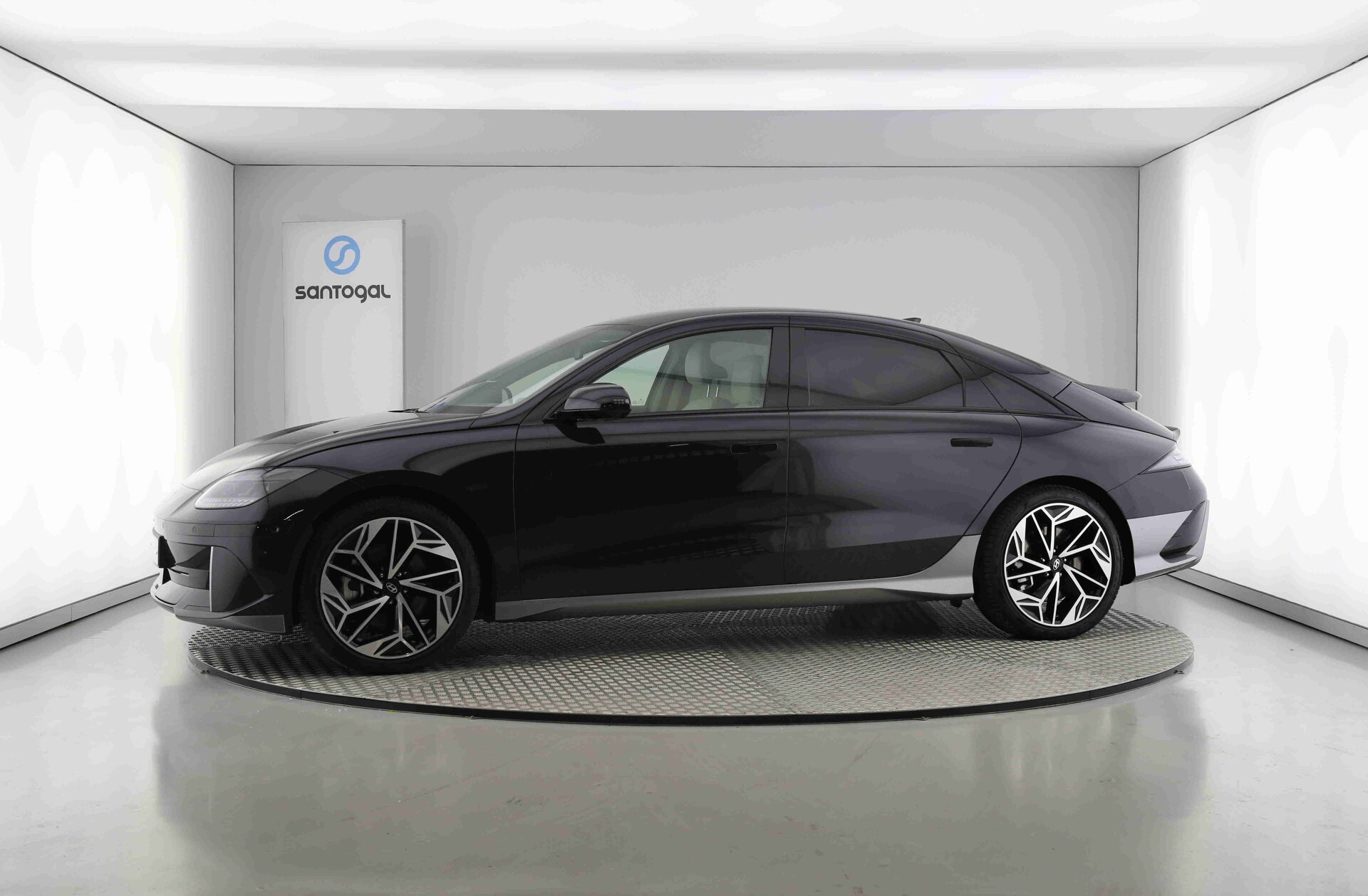 HYUNDAI Ioniq 6 77 kWh Vanguard