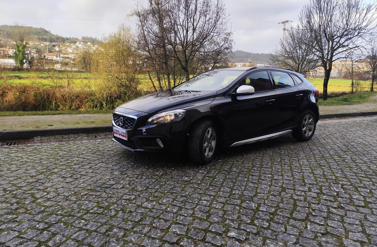 VOLVO V40 1.6 D2 Momentum