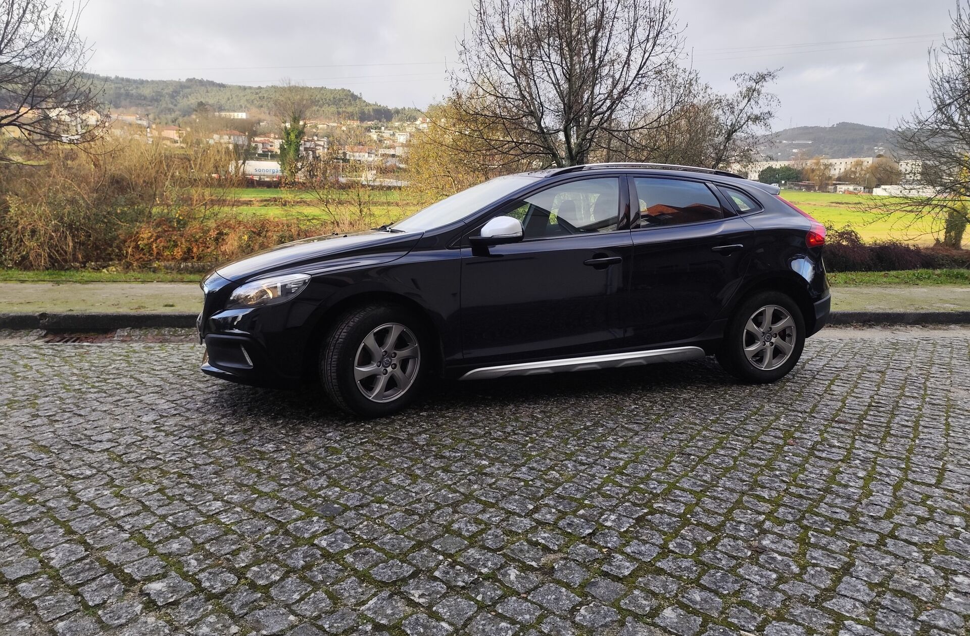 VOLVO V40 1.6 D2 Momentum