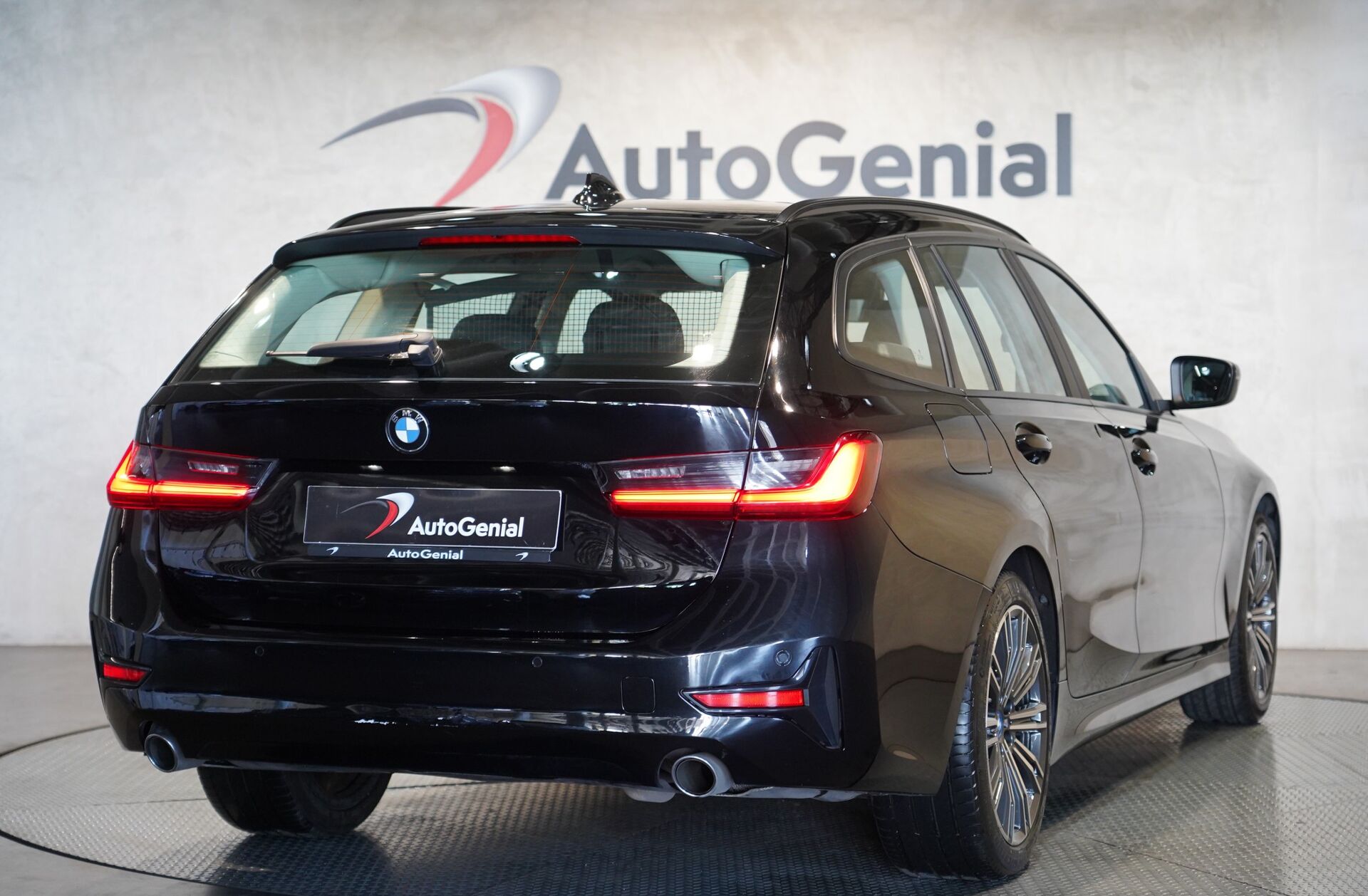 BMW Serie-3 318 d Touring Corporate Edition