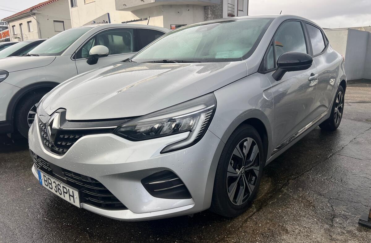 RENAULT Clio 1.0 TCe Techno