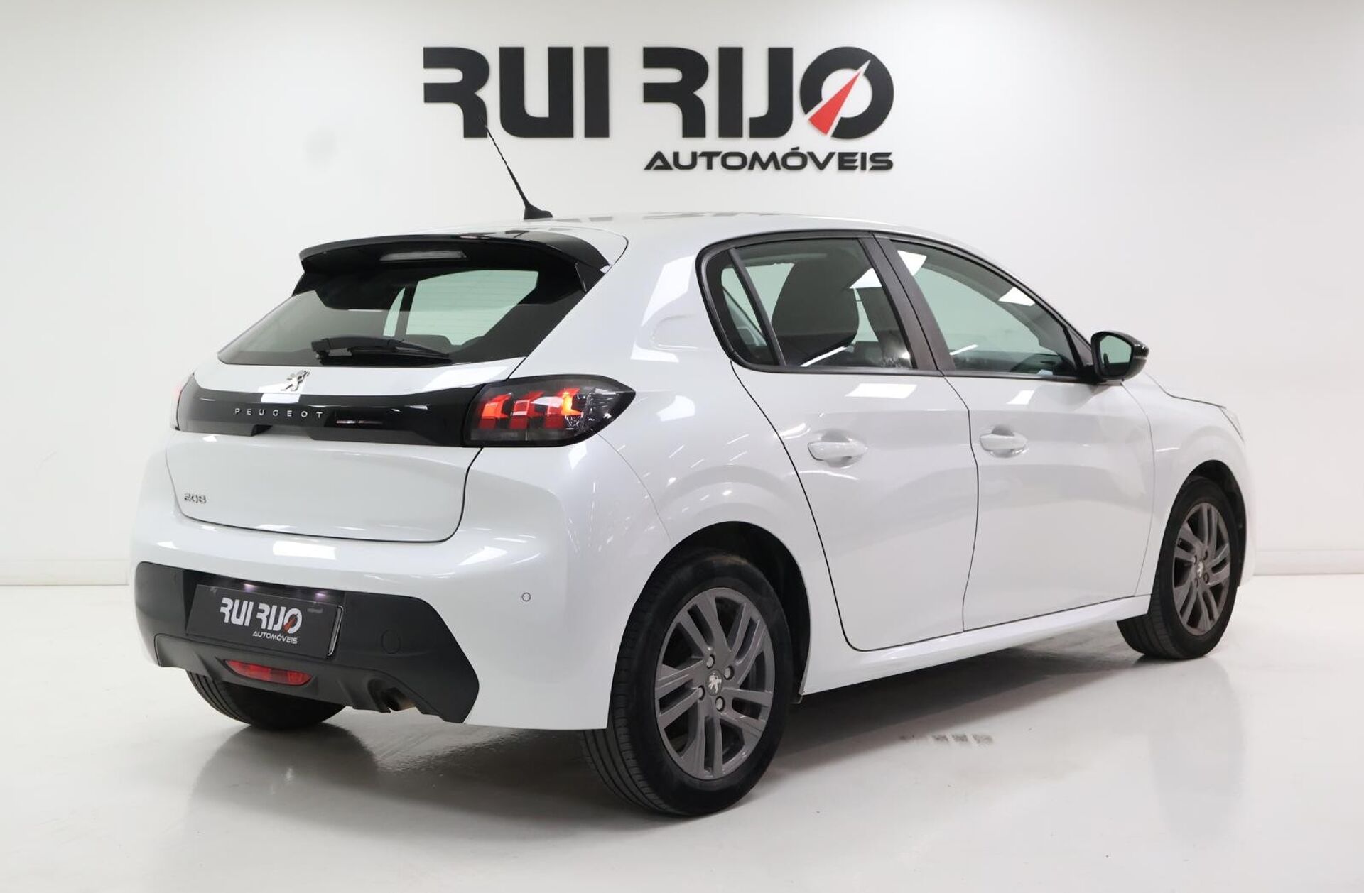PEUGEOT 208 1.2 PureTech Active Pack