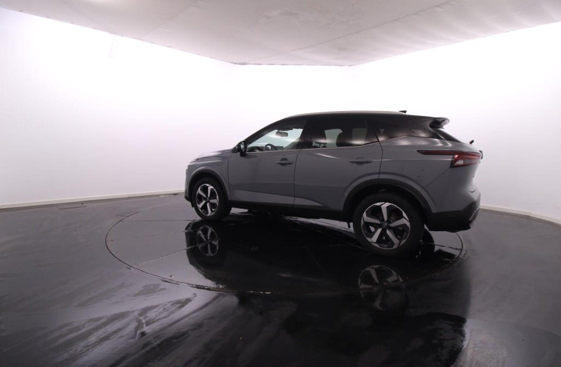 NISSAN Qashqai 1.3 DIG-T N-Connecta LED Xtronic