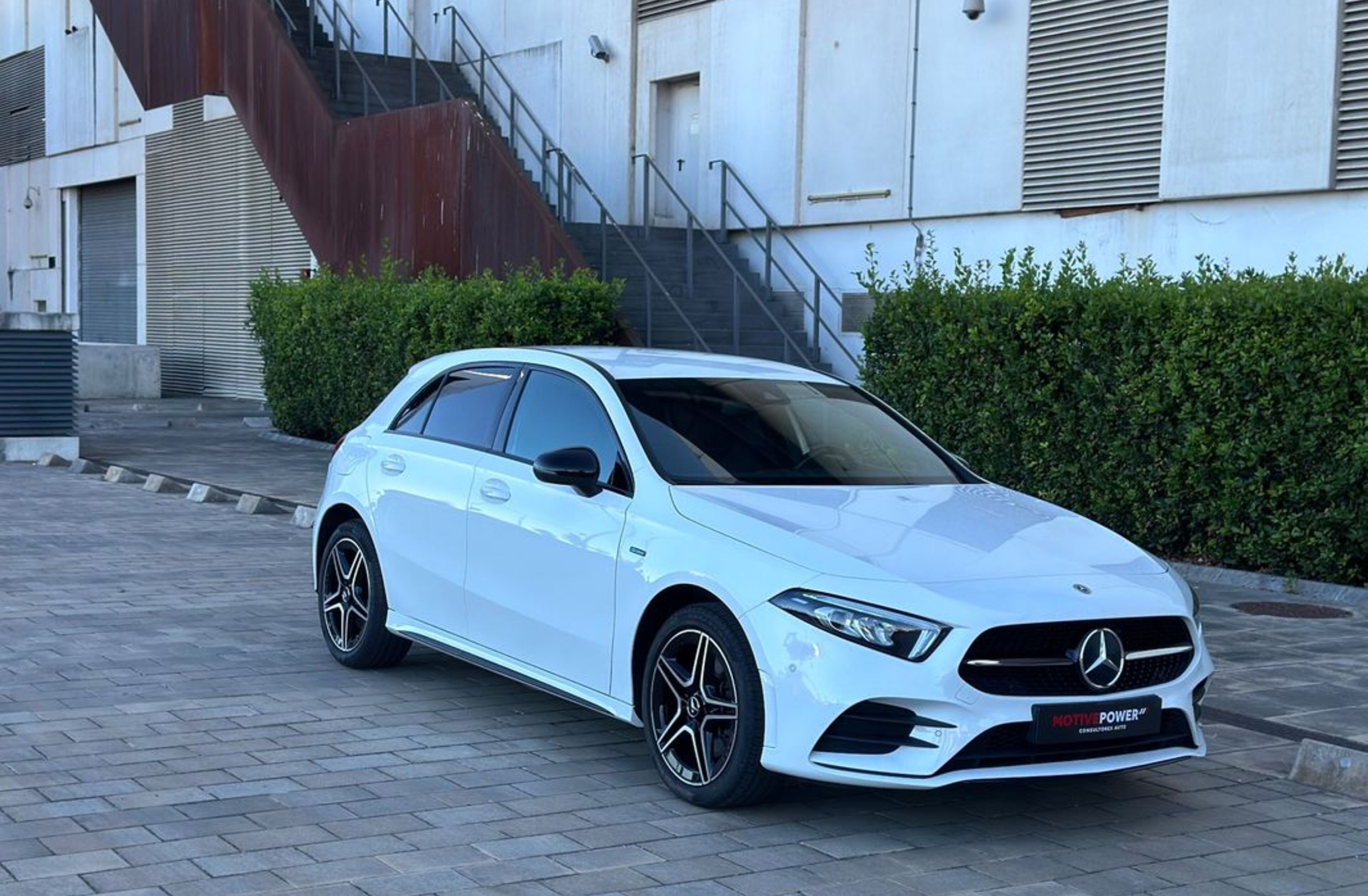 MERCEDES Classe A A 250 e AMG Line