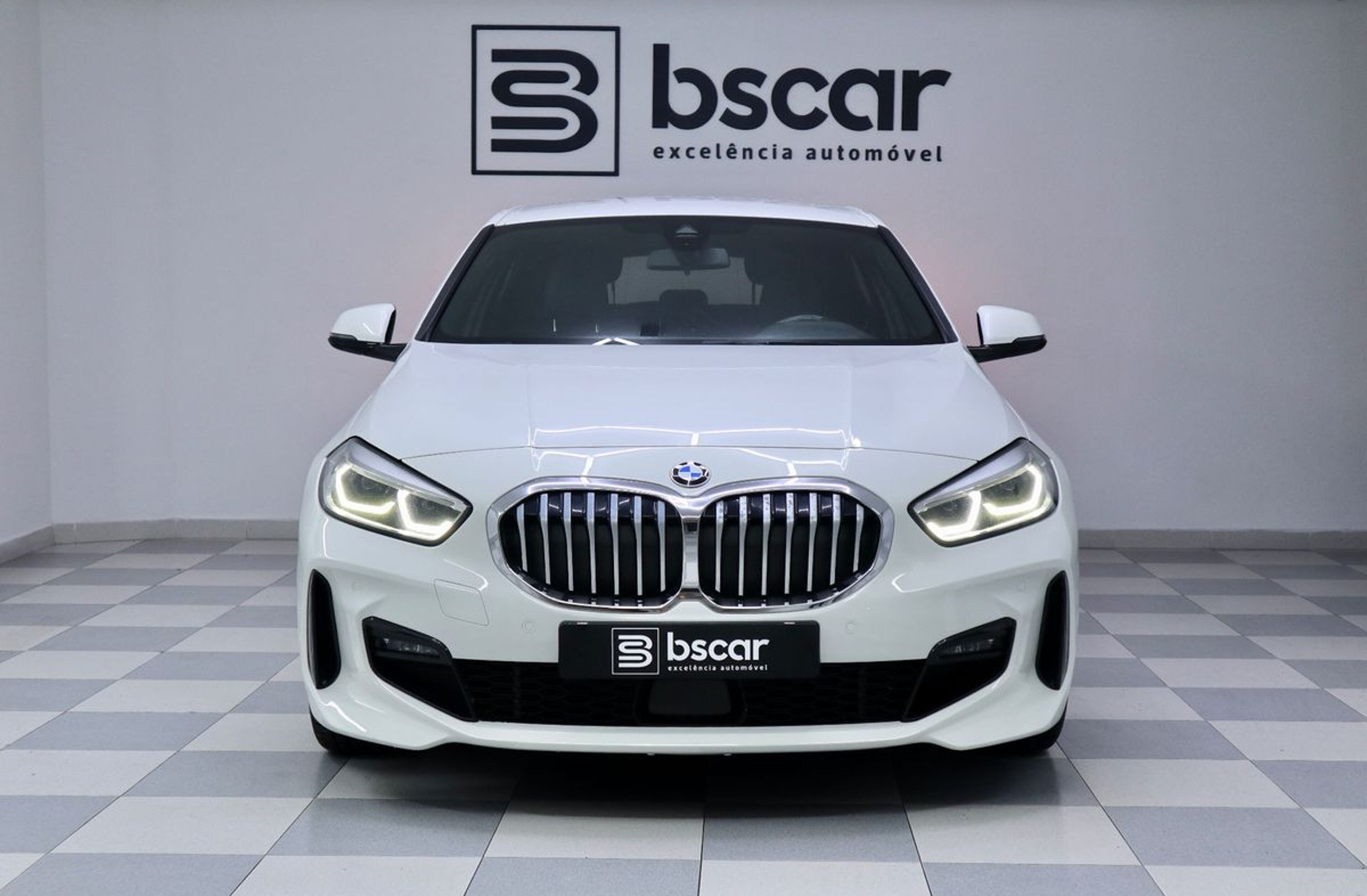 BMW Serie-1 116 d Pack Desportivo M Auto