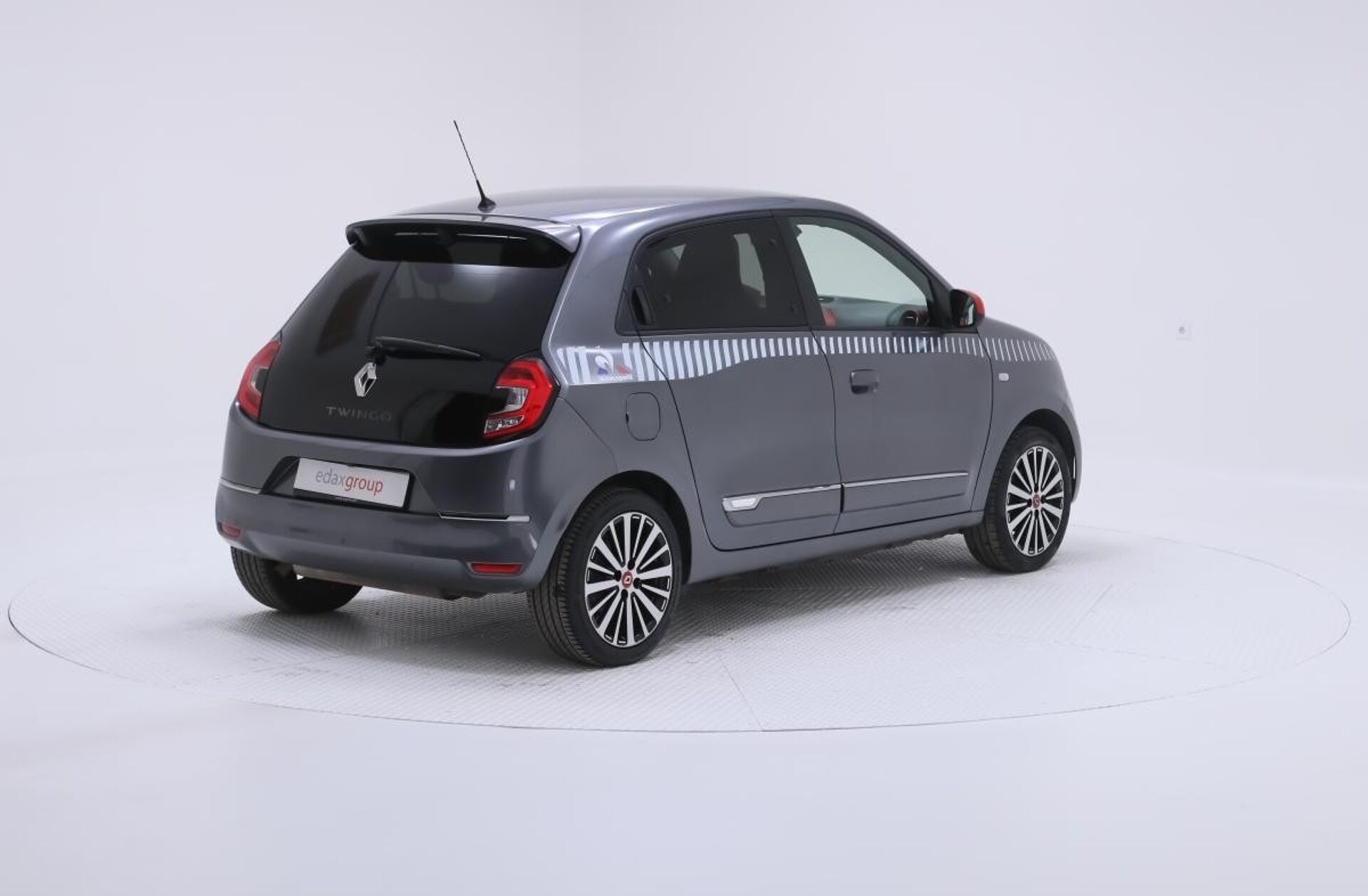RENAULT Twingo 0.9 TCe Le Coq Sportif EDC