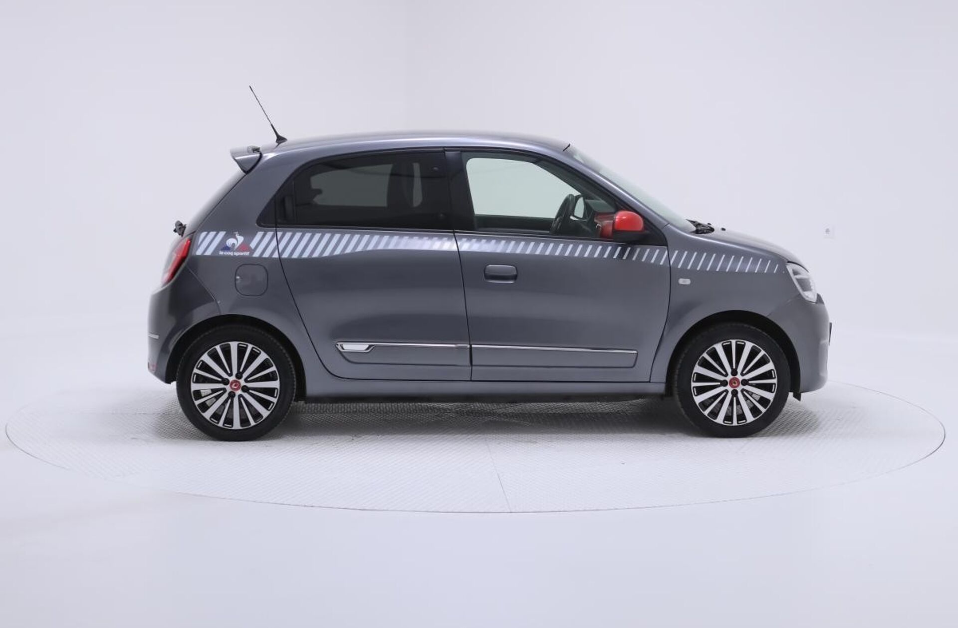 RENAULT Twingo 0.9 TCe Le Coq Sportif EDC