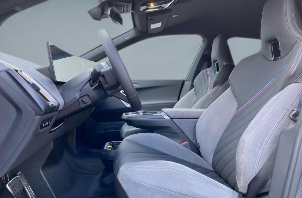 BMW iX xDrive 45 Pack Desportivo