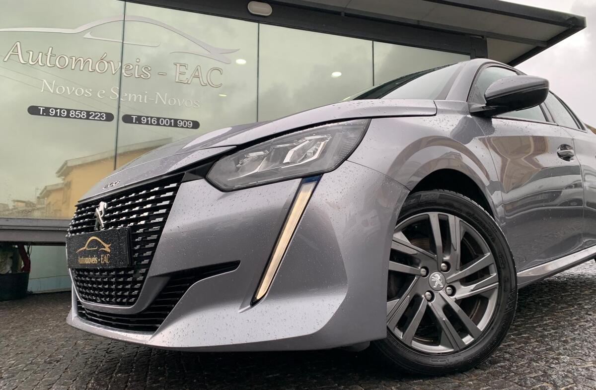 PEUGEOT 208 1.2 PureTech Allure