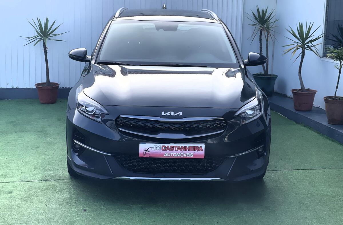 KIA XCeed 1.6 GDi PHEV Drive