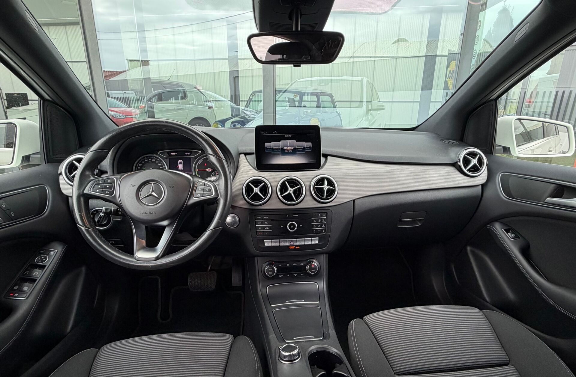 MERCEDES Classe B B 250 e