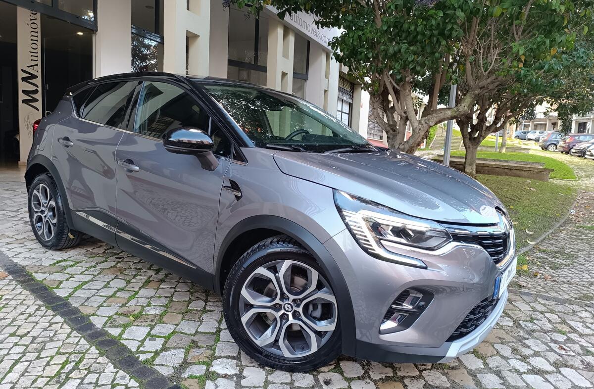 RENAULT Captur 1.6 E-Tech Plug-In Intens