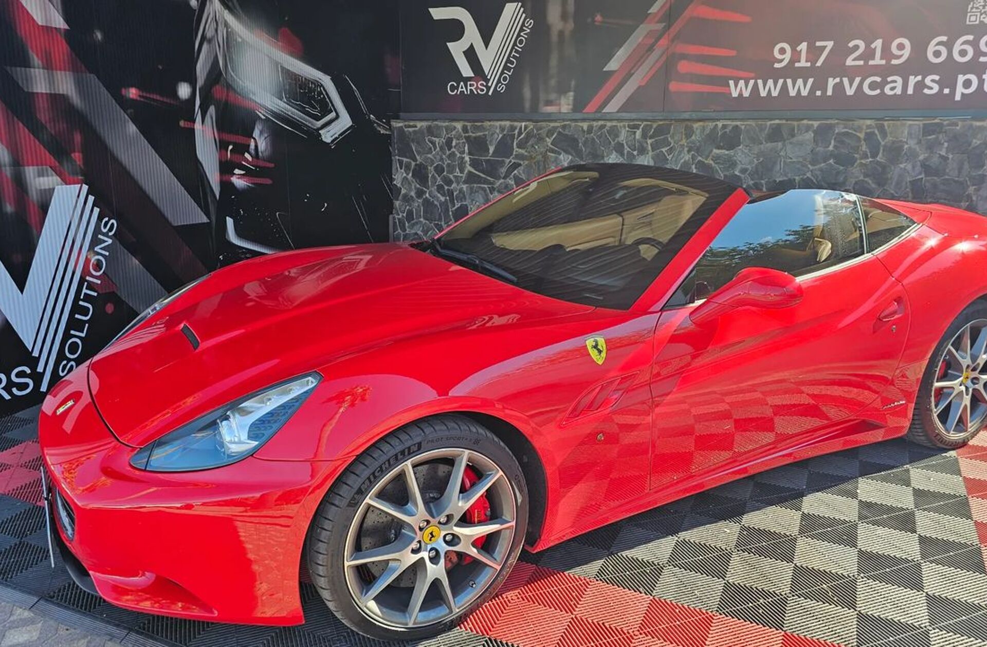 FERRARI California California