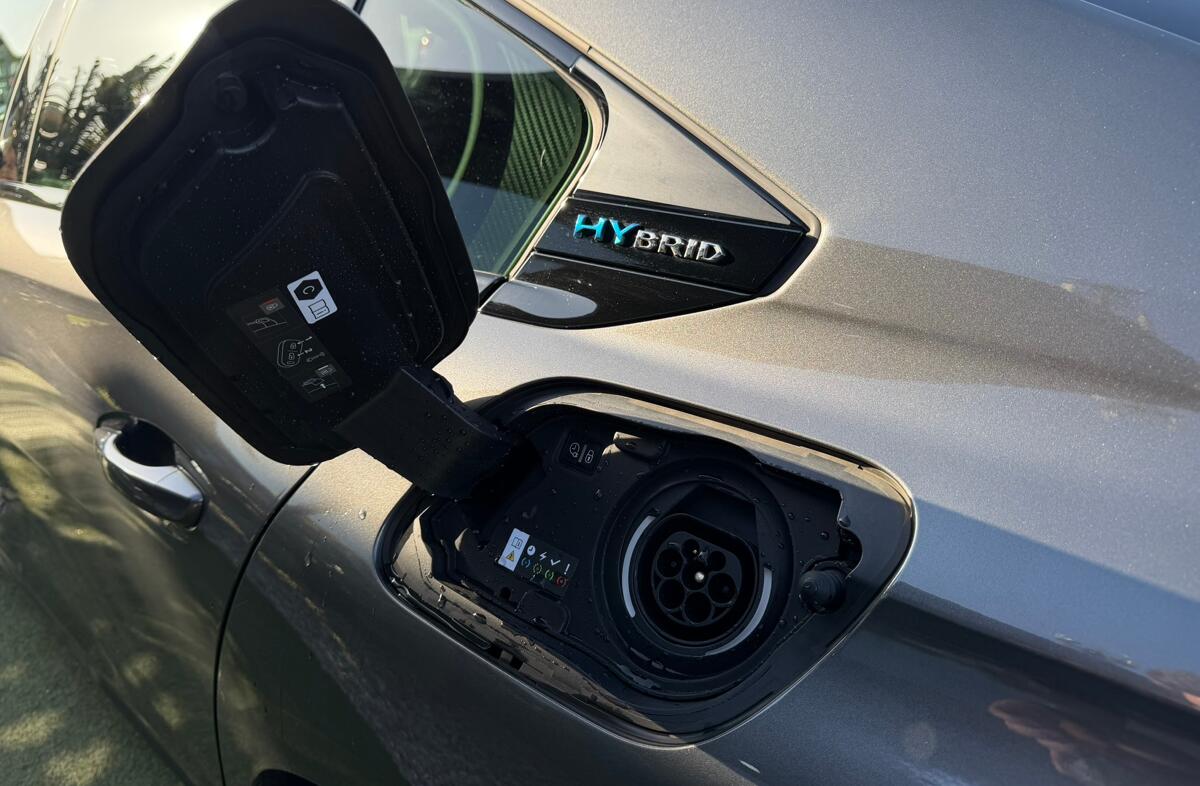 PEUGEOT 508 1.6 Hybrid GT e-EAT8