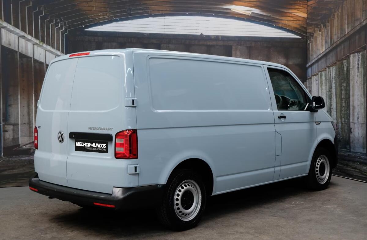 VOLKSWAGEN T6 Transporter 2.0 TDI Extra