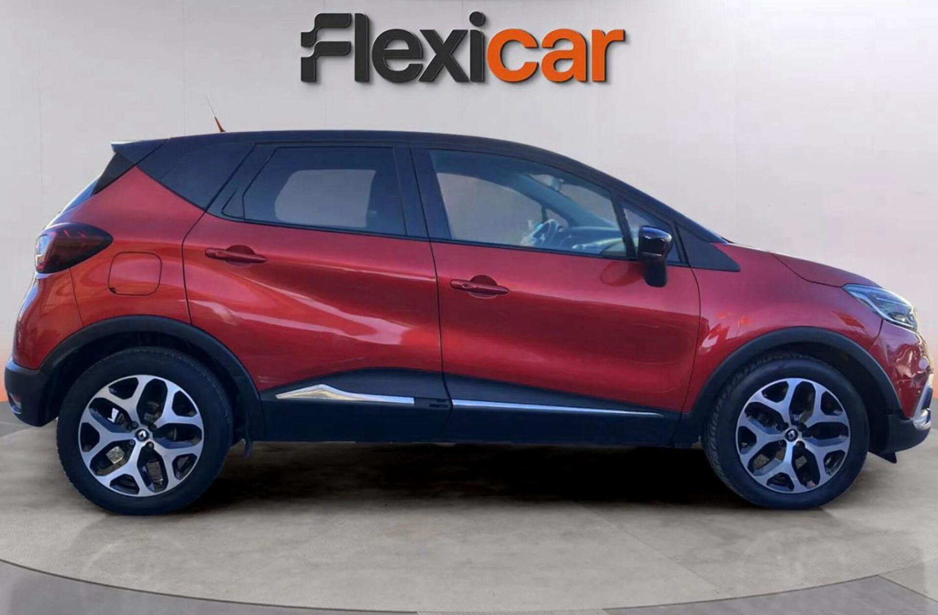 RENAULT Captur 0.9 TCe Exclusive