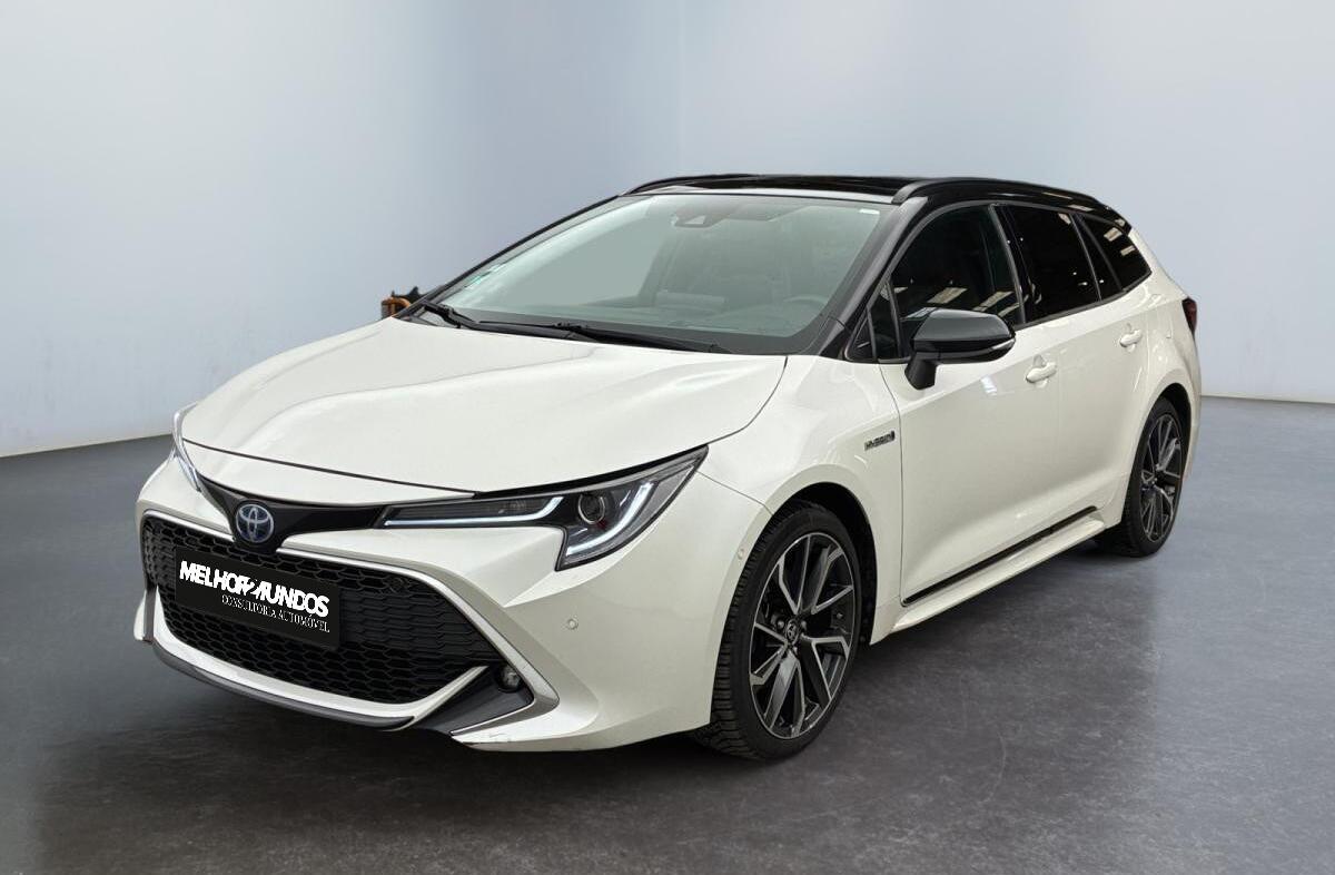 TOYOTA Corolla 2.0 Hybrid Square Collection