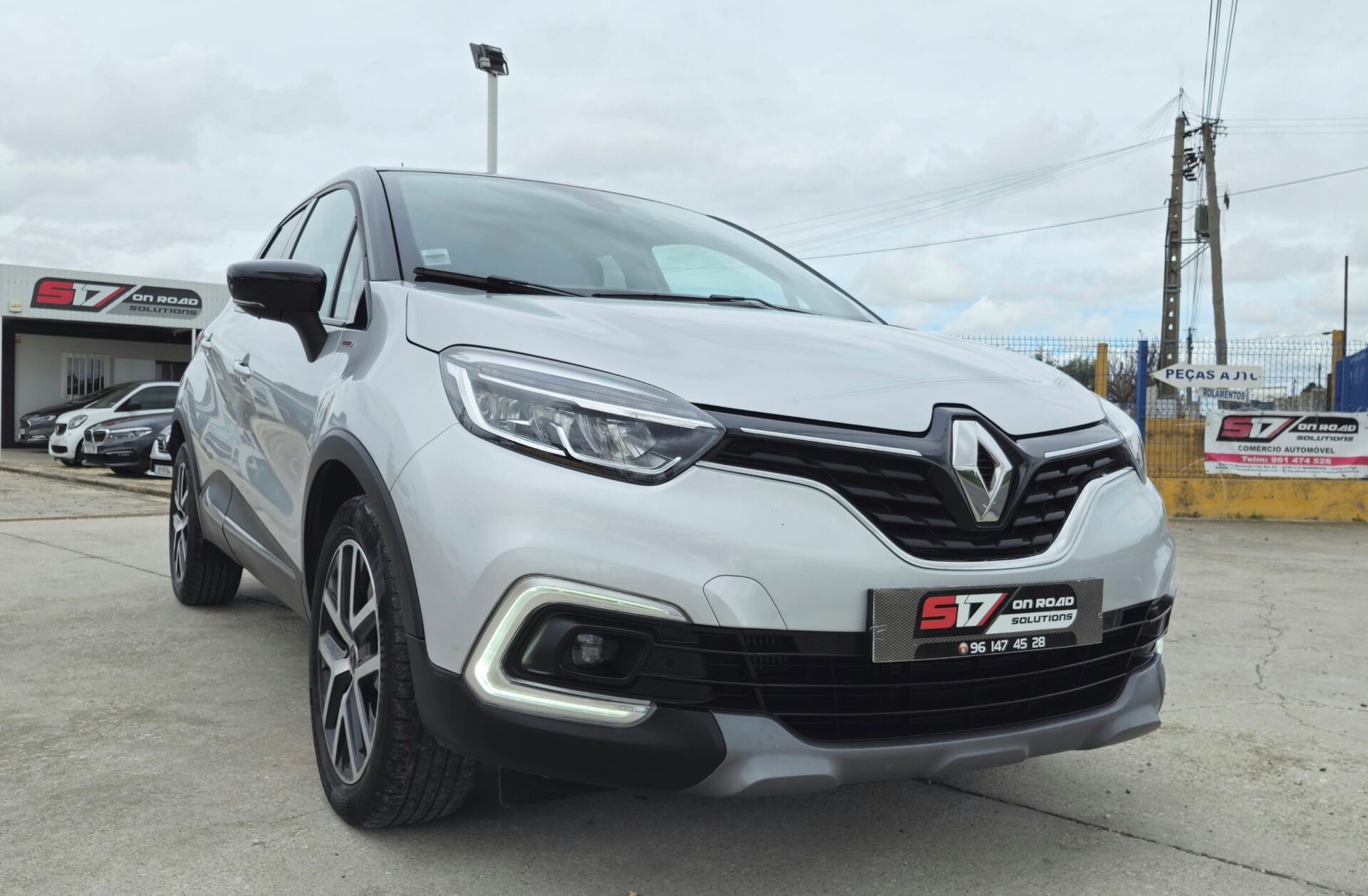RENAULT Captur 1.3 TCe Red Edition