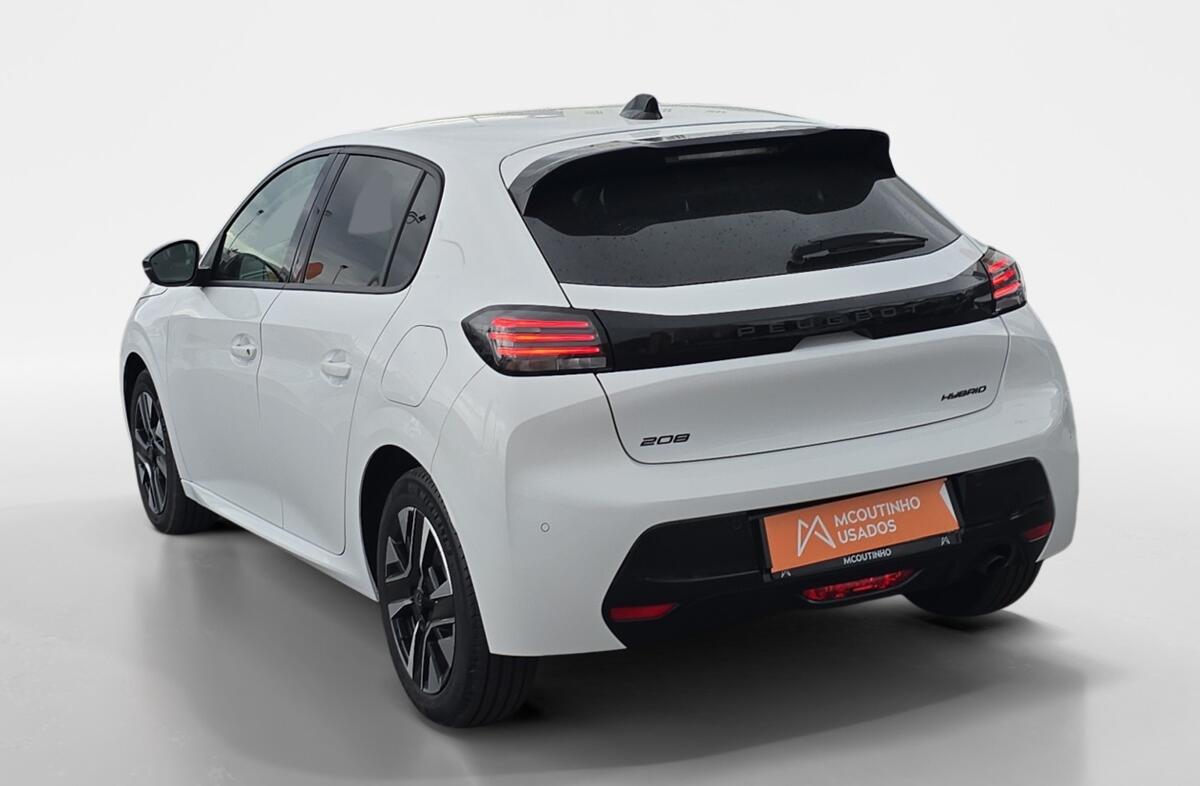 PEUGEOT 208 1.2 Hybrid Allure e-DCS6