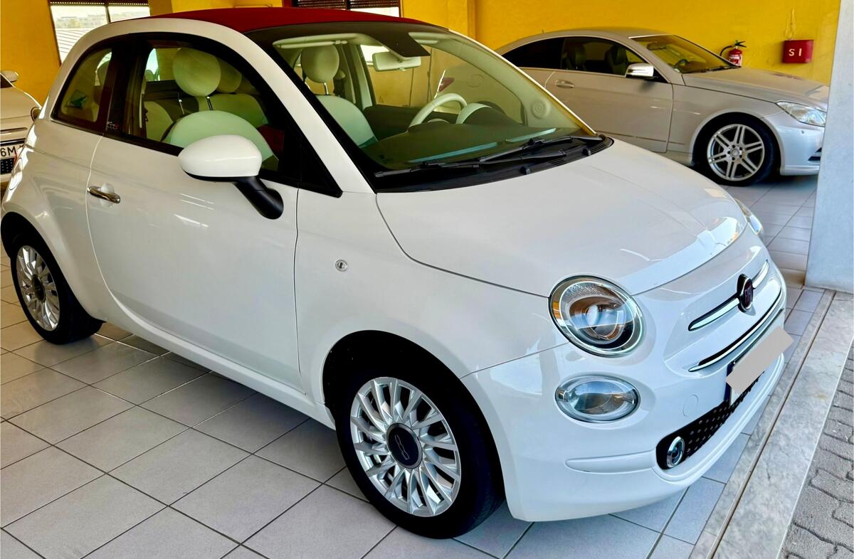 FIAT 500 C 1.0 Hybrid Lounge