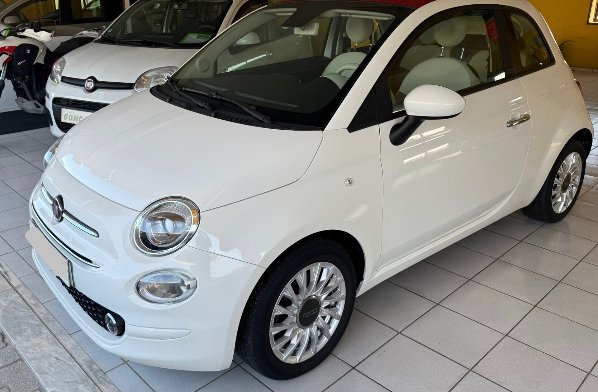 FIAT 500 C 1.0 Hybrid Lounge