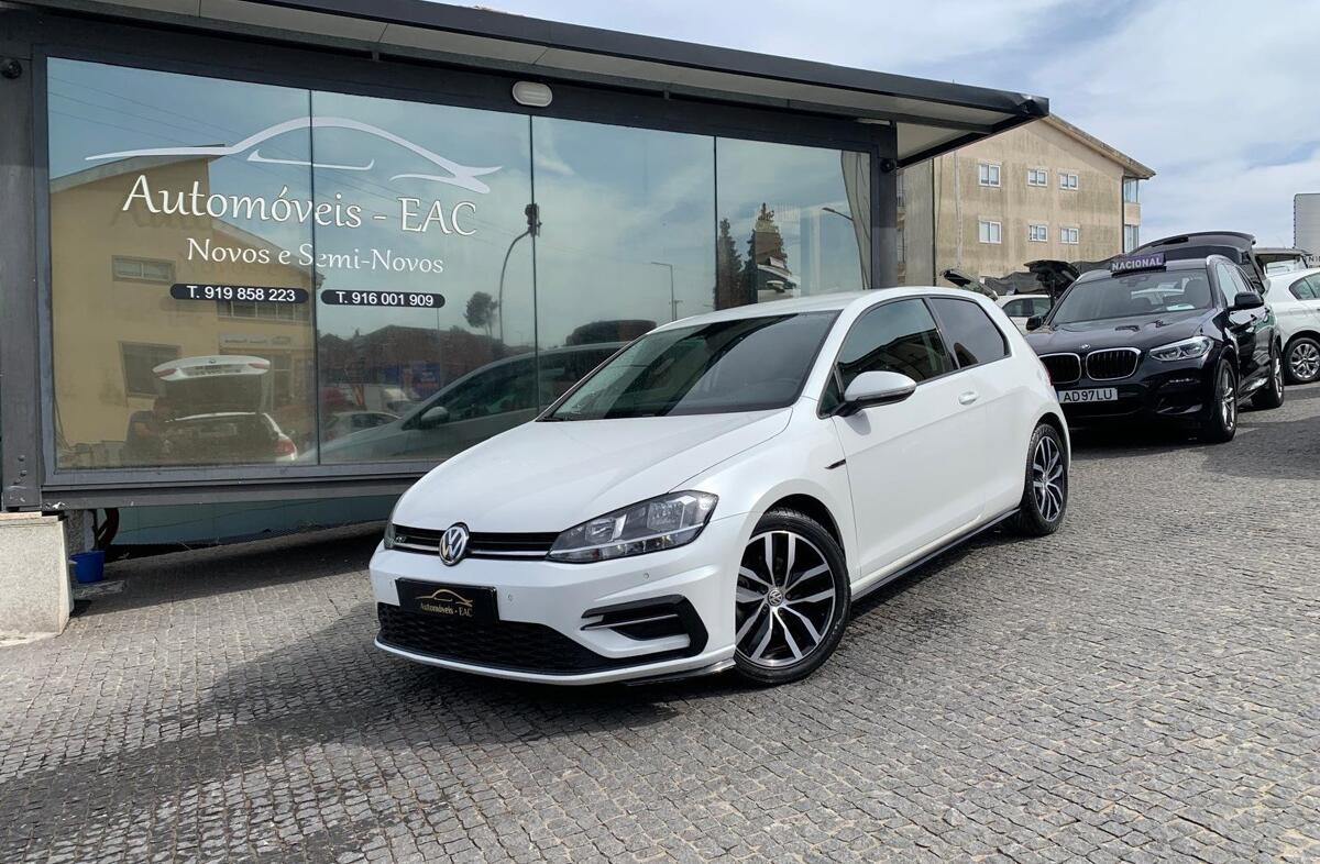 VOLKSWAGEN Golf 1.6 TDI R-Line